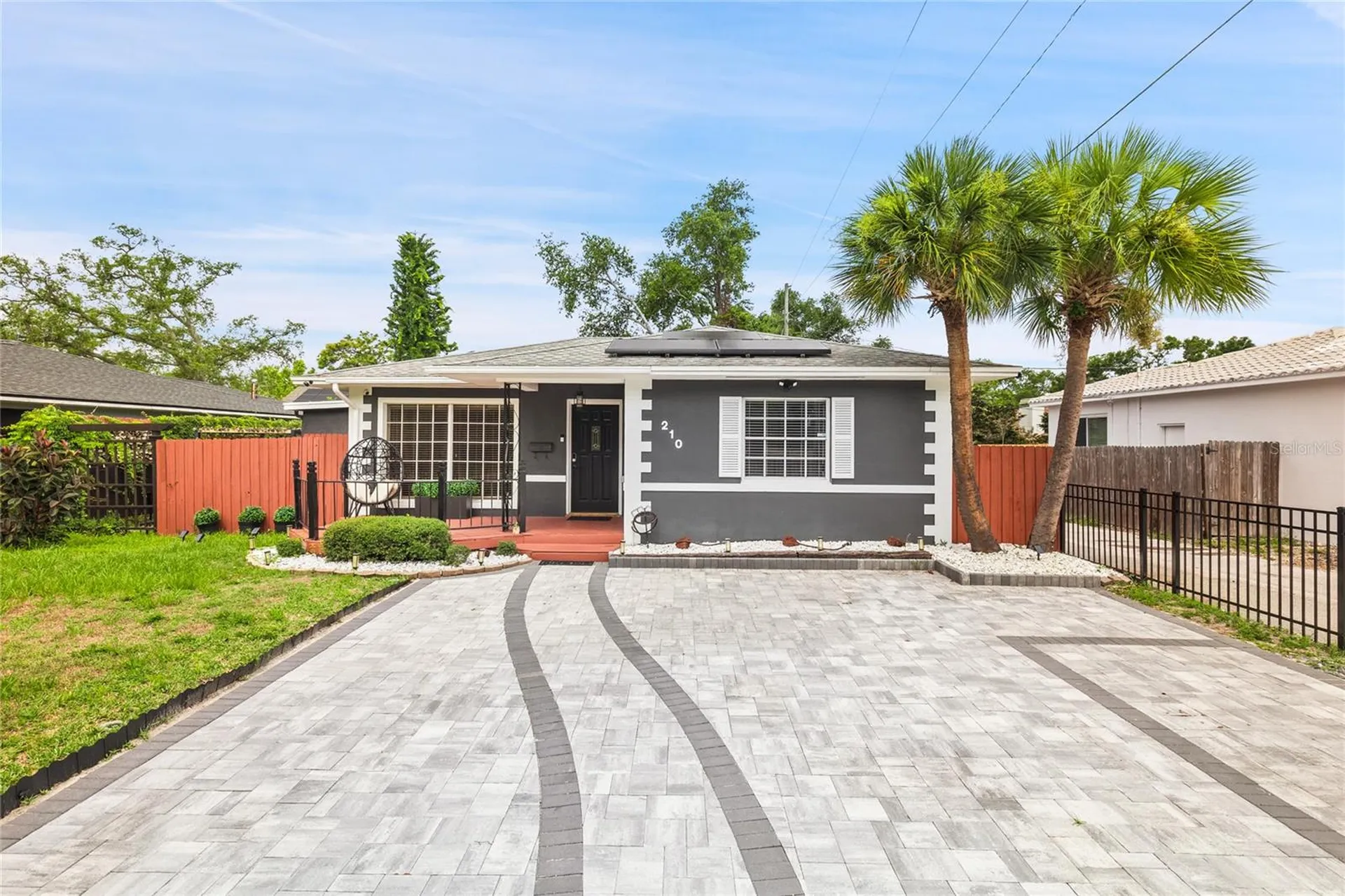 210 49th Street N St Petersburg FL 33710