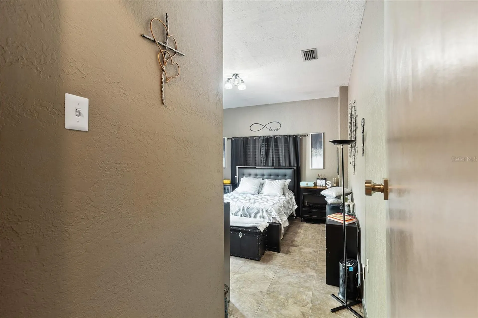 210 49th Street N St Petersburg FL 33710