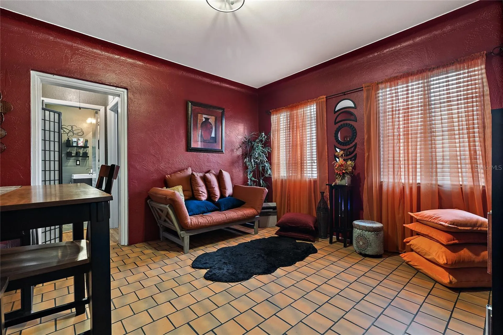 210 49th Street N St Petersburg FL 33710