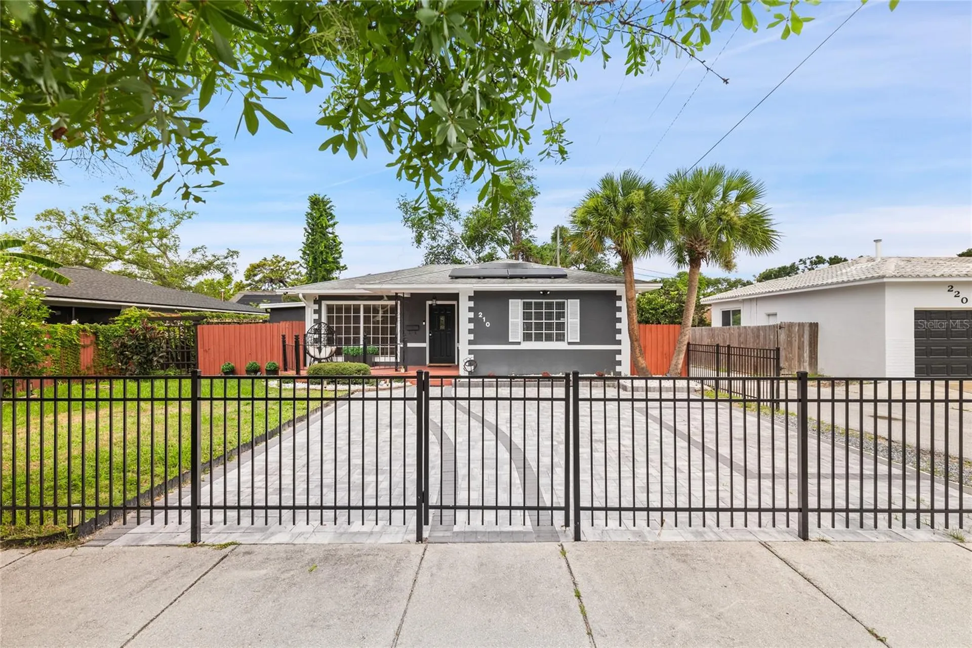 210 49th Street N St Petersburg FL 33710