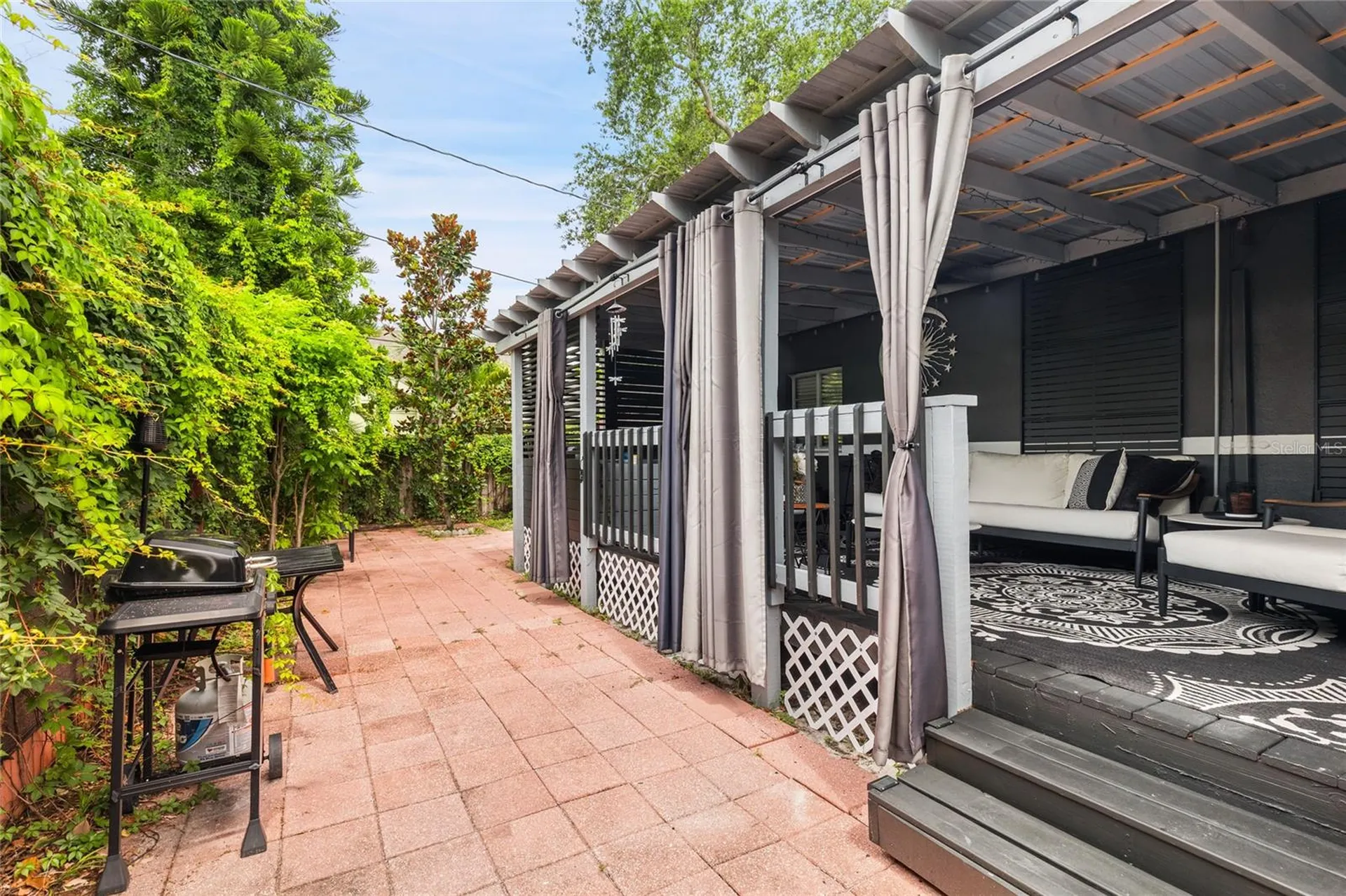 210 49th Street N St Petersburg FL 33710