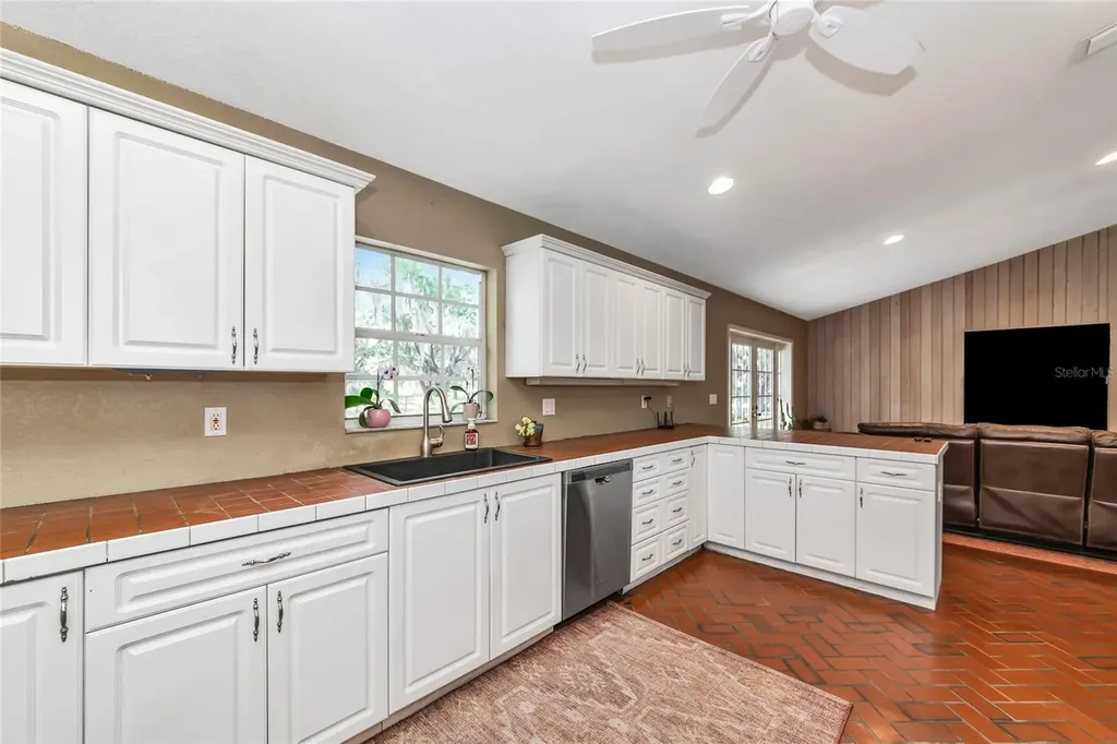 14705 Mossy Hammock Lane Myakka City FL 34251