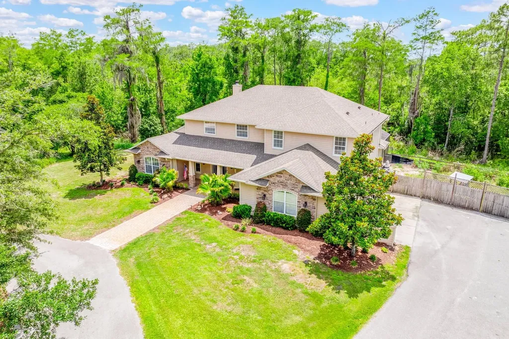 2756 Lake Pickett Place Chuluota FL 32766