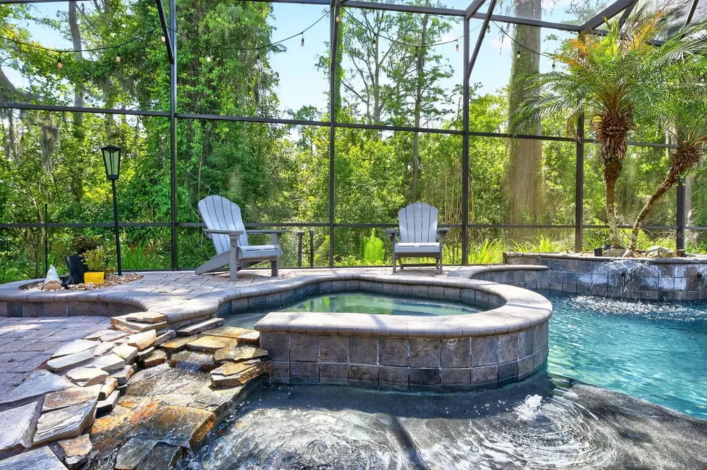 2756 Lake Pickett Place Chuluota FL 32766