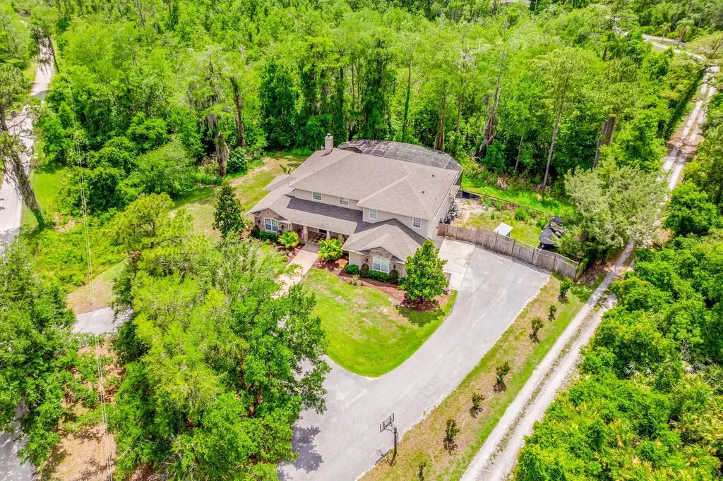 2756 Lake Pickett Place Chuluota FL 32766