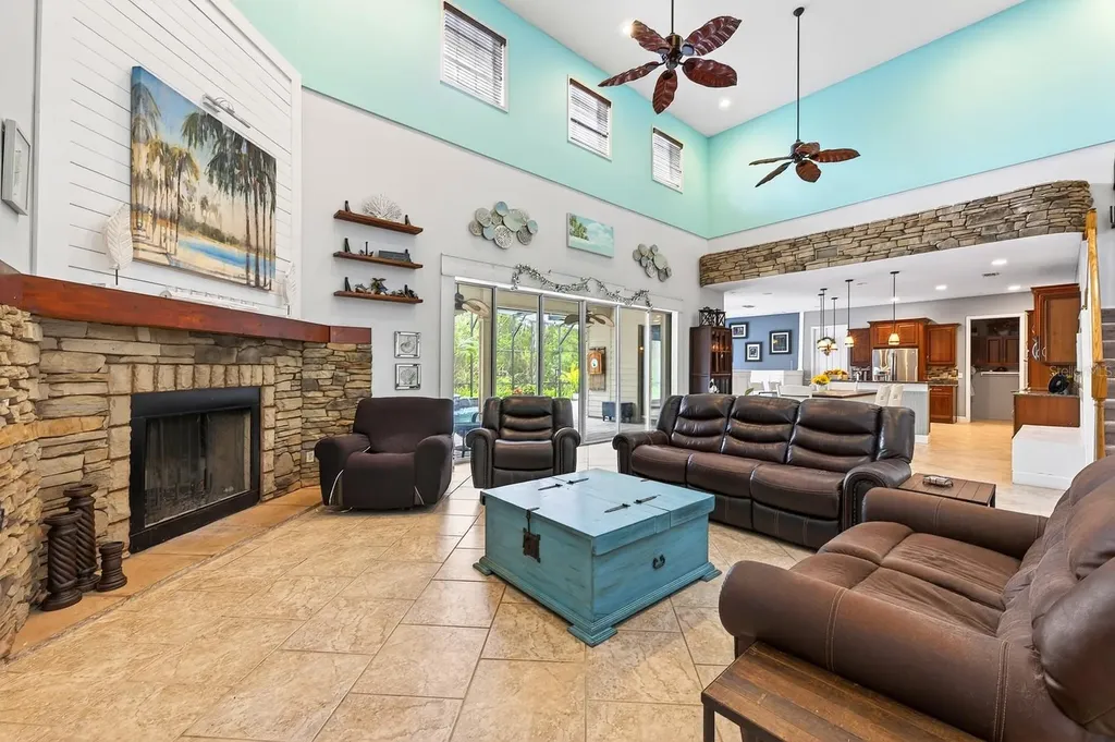 2756 Lake Pickett Place Chuluota FL 32766