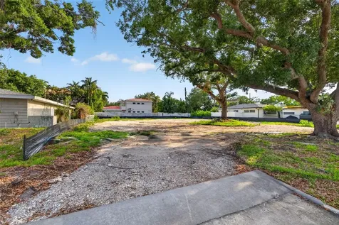 289 Rafael Boulevard NE St Petersburg FL 33704