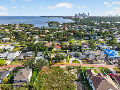 289 Rafael Boulevard NE St Petersburg FL 33704