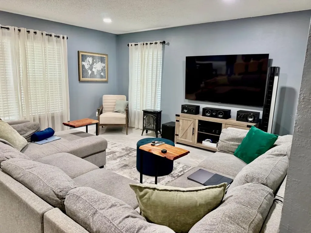 7821 Falabella Court Orlando FL 32818