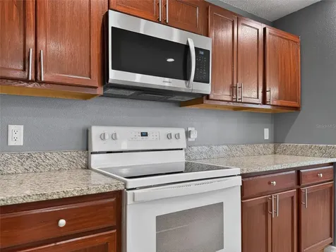 7821 Falabella Court Orlando FL 32818