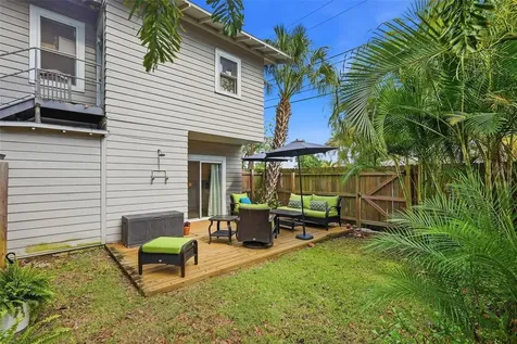 855 28th Avenue N St Petersburg FL 33704