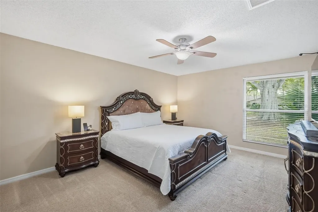 7327 Sunshine Circle Tampa FL 33634