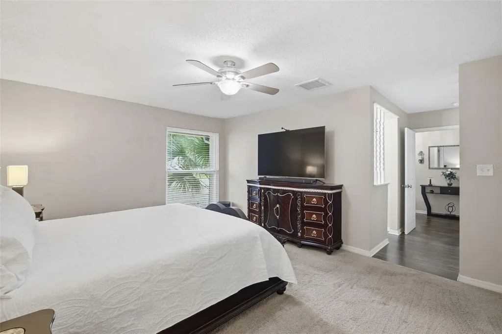 7327 Sunshine Circle Tampa FL 33634