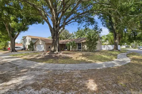 7327 Sunshine Circle Tampa FL 33634