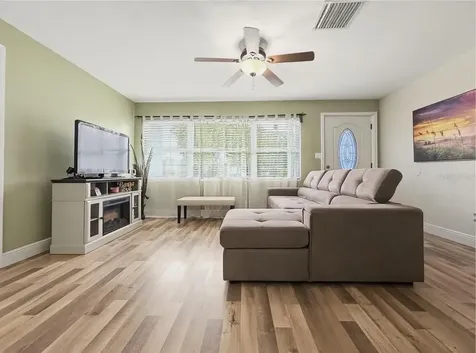 1816 Colton Drive Orlando FL 32822