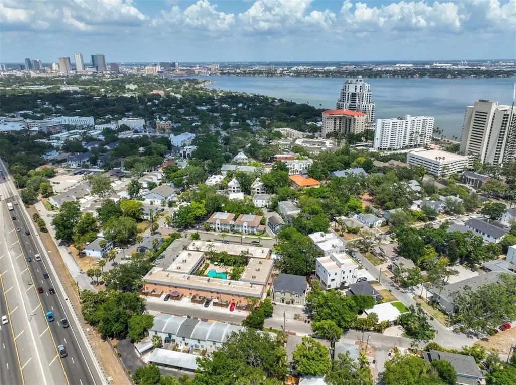 2011 S Carolina Avenue Tampa FL 33629