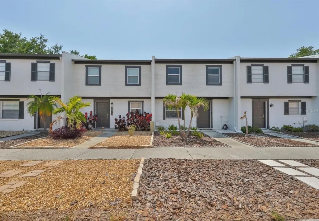 2011 S Carolina Avenue Tampa FL 33629