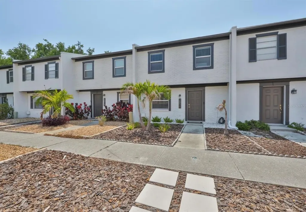 2011 S Carolina Avenue Tampa FL 33629