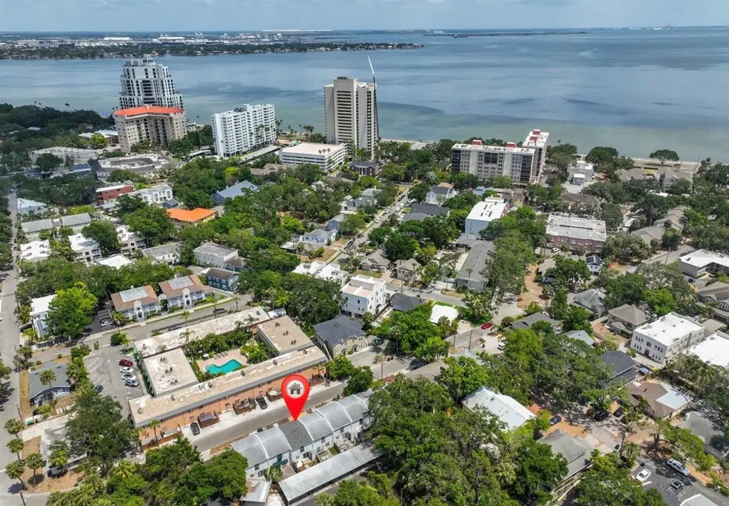 2011 S Carolina Avenue Tampa FL 33629