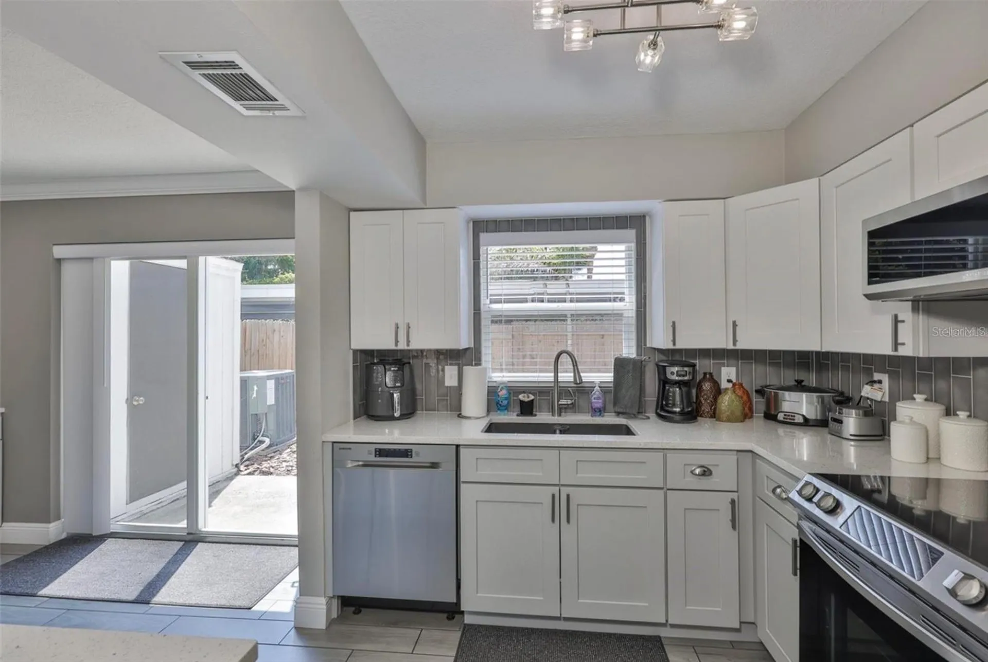 2011 S Carolina Avenue Tampa FL 33629