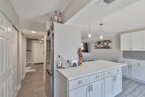 2011 S Carolina Avenue Tampa FL 33629