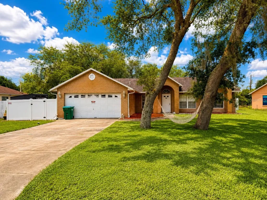 2743 Sanger Terrace Deltona FL 32738