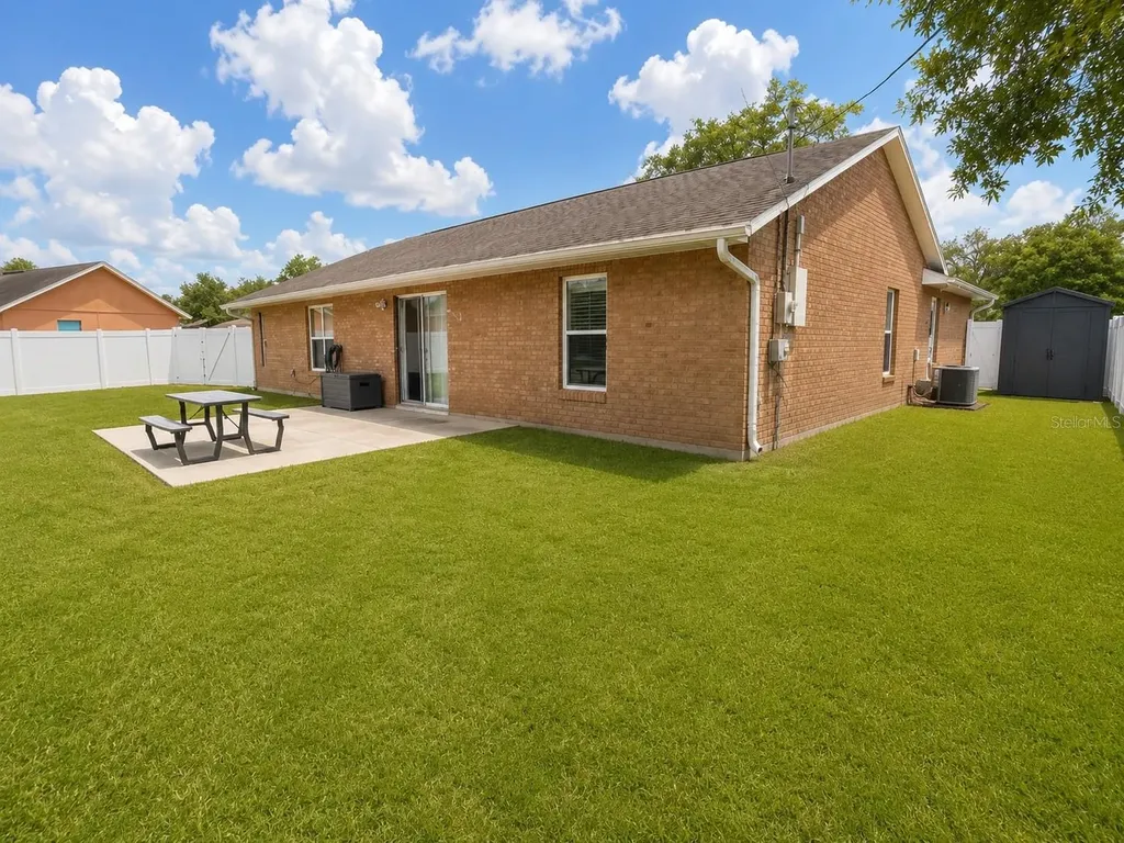 2743 Sanger Terrace Deltona FL 32738