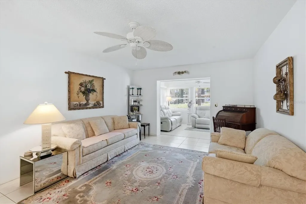 390 301 Boulevard W Bradenton FL 34205