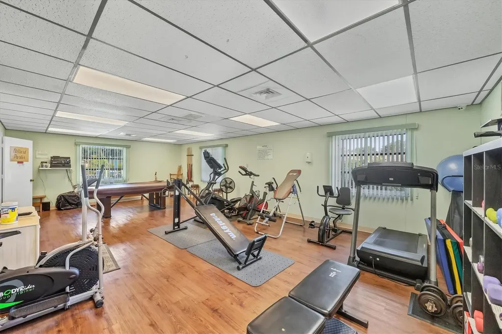 390 301 Boulevard W Bradenton FL 34205
