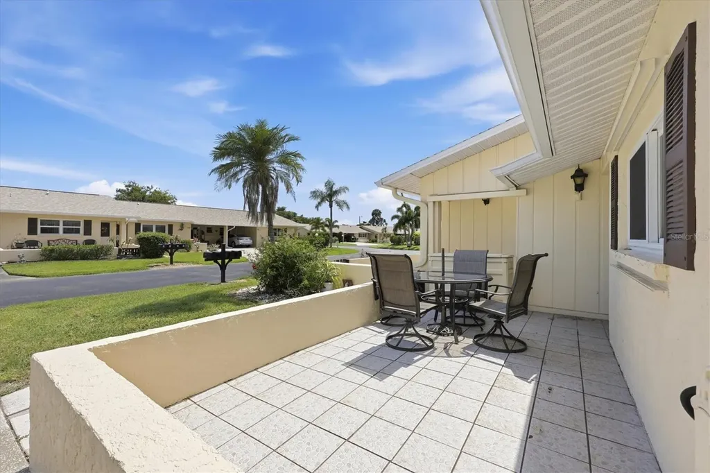 390 301 Boulevard W Bradenton FL 34205