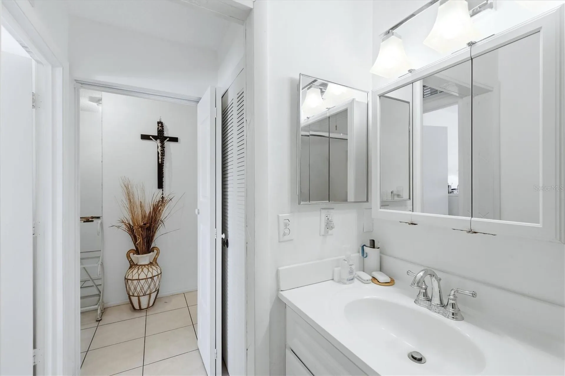 390 301 Boulevard W Bradenton FL 34205