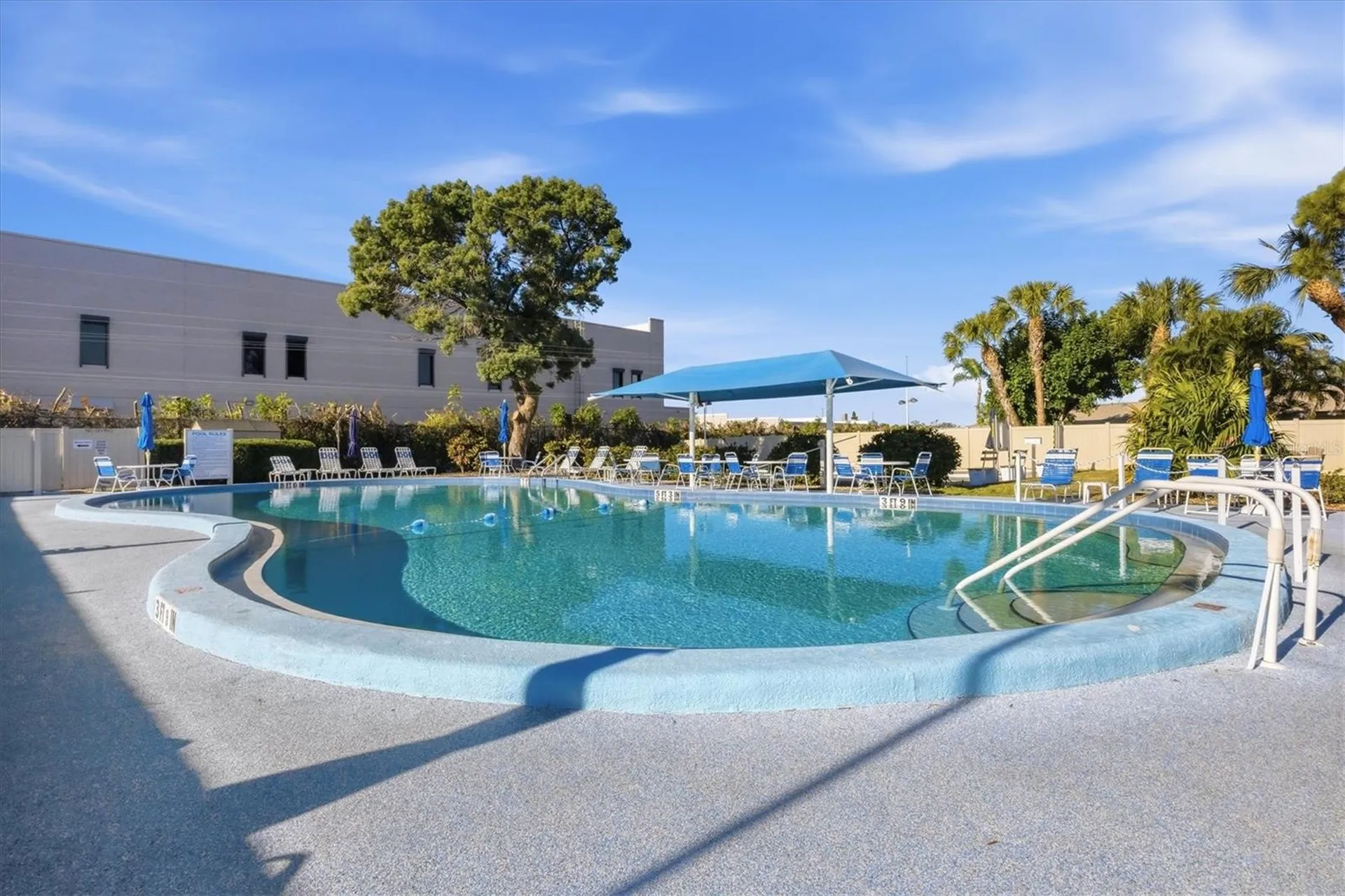 390 301 Boulevard W Bradenton FL 34205