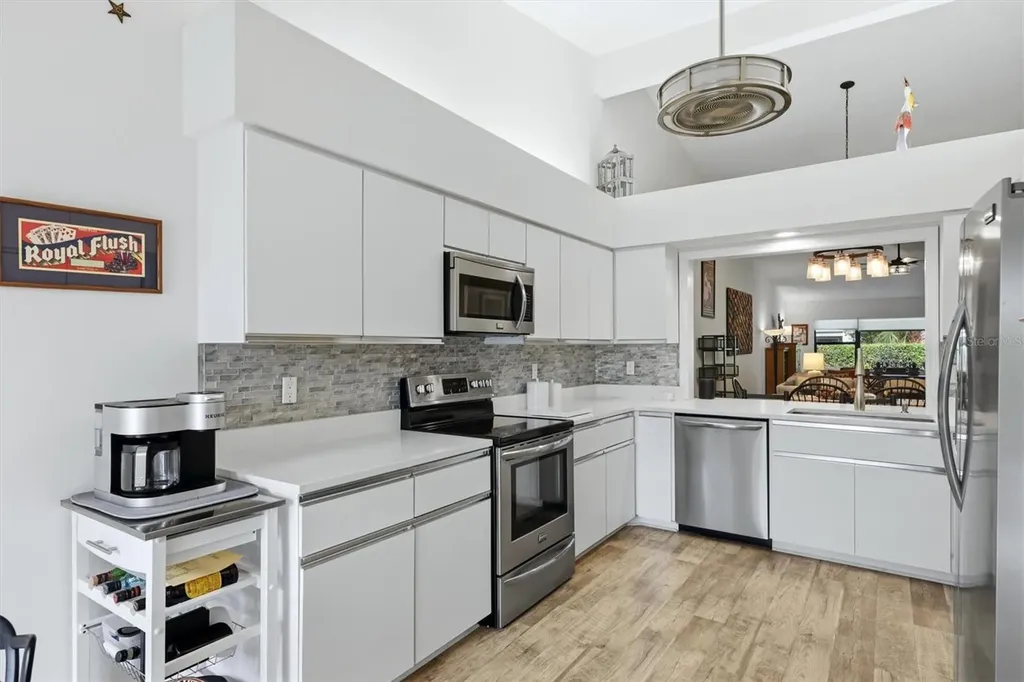 2644 Moss Oak Drive Sarasota FL 34231