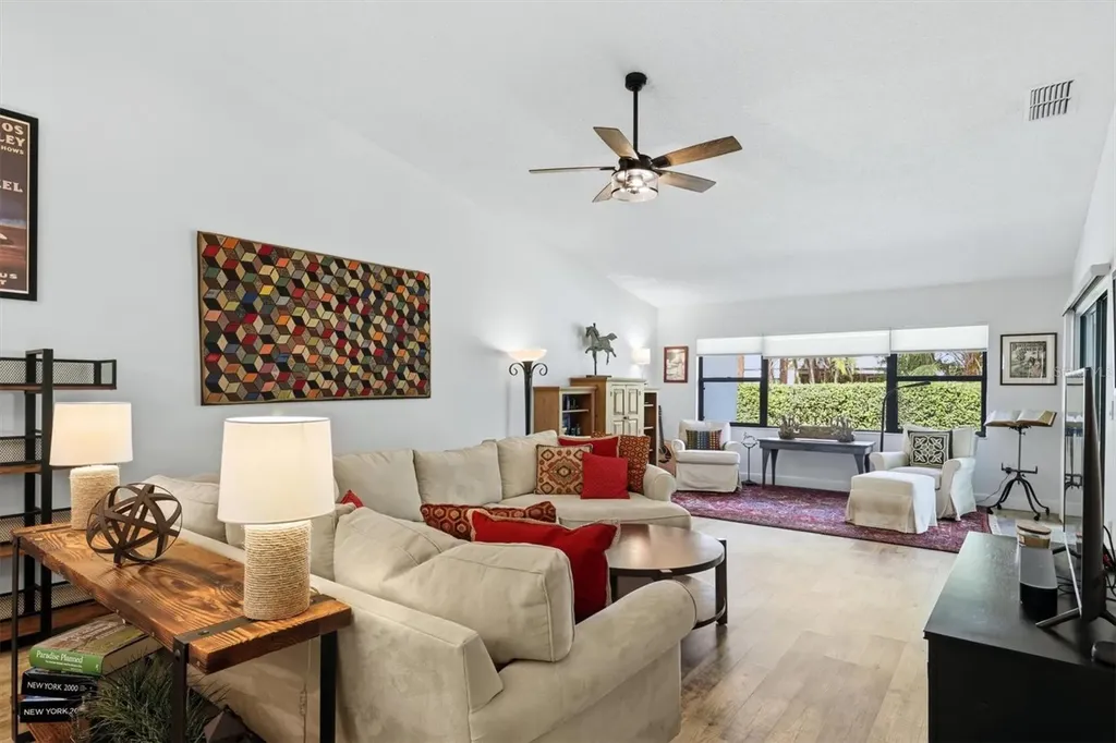 2644 Moss Oak Drive Sarasota FL 34231