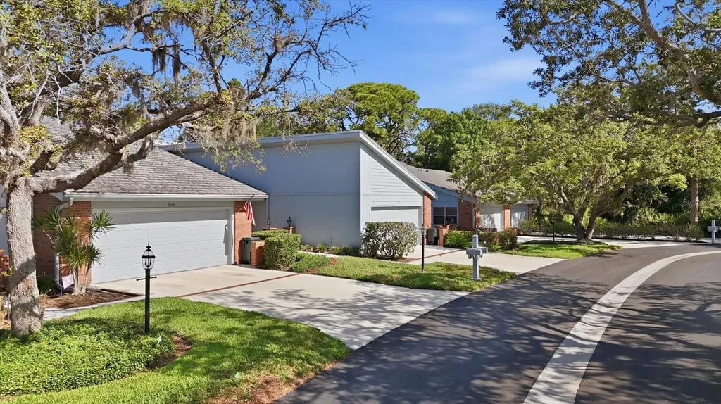 2644 Moss Oak Drive Sarasota FL 34231