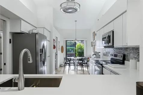 2644 Moss Oak Drive Sarasota FL 34231