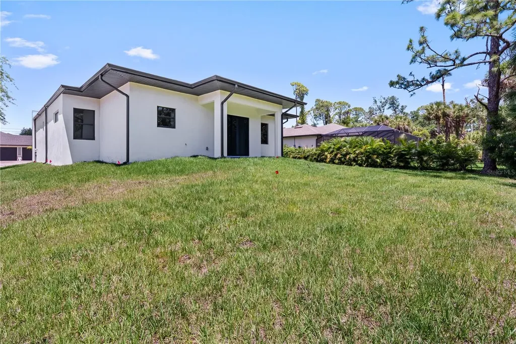 10070 Flat River Street Port Charlotte FL 33981