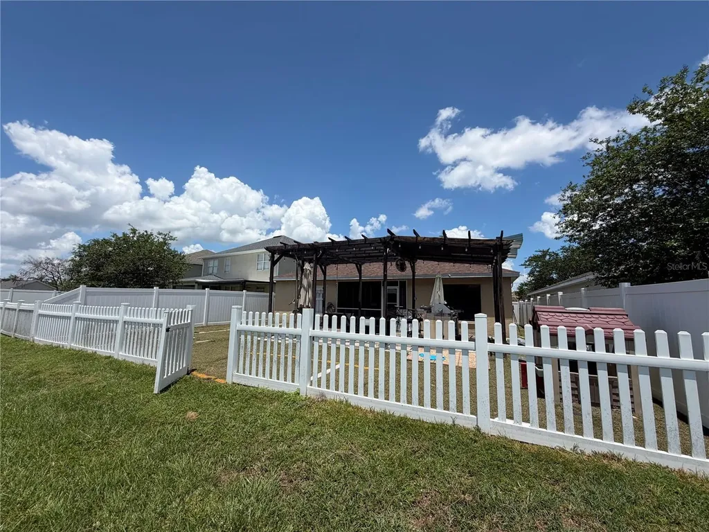 945 Tramells Trail Kissimmee FL 34744