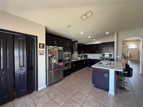 945 Tramells Trail Kissimmee FL 34744