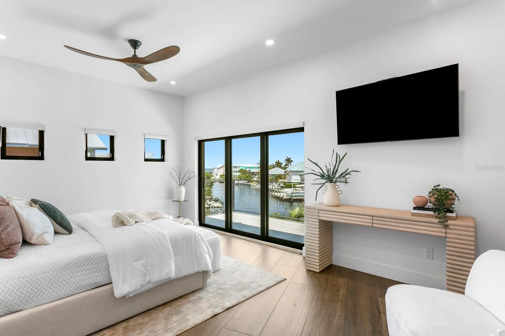 201 N Harbor Drive Holmes Beach FL 34217
