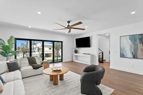 201 N Harbor Drive Holmes Beach FL 34217