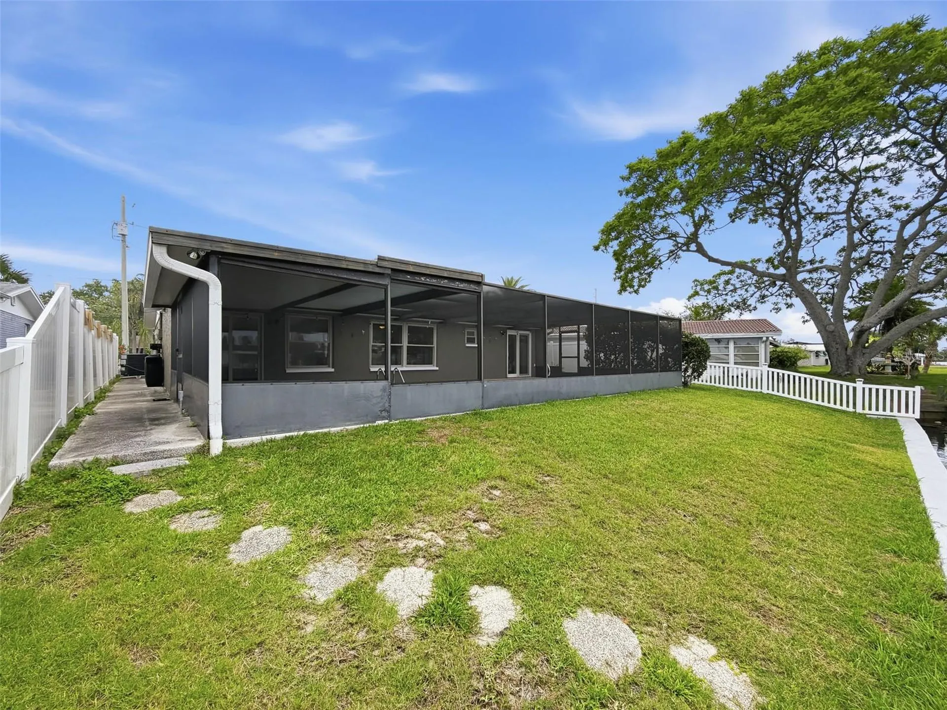 12735 1st Isle Hudson FL 34667