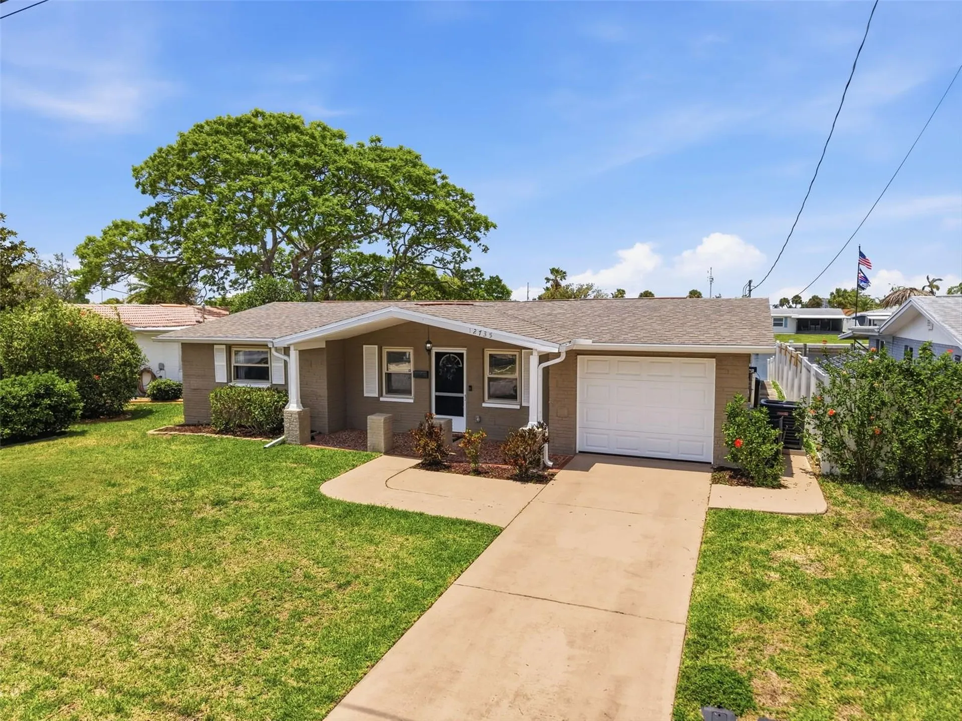 12735 1st Isle Hudson FL 34667
