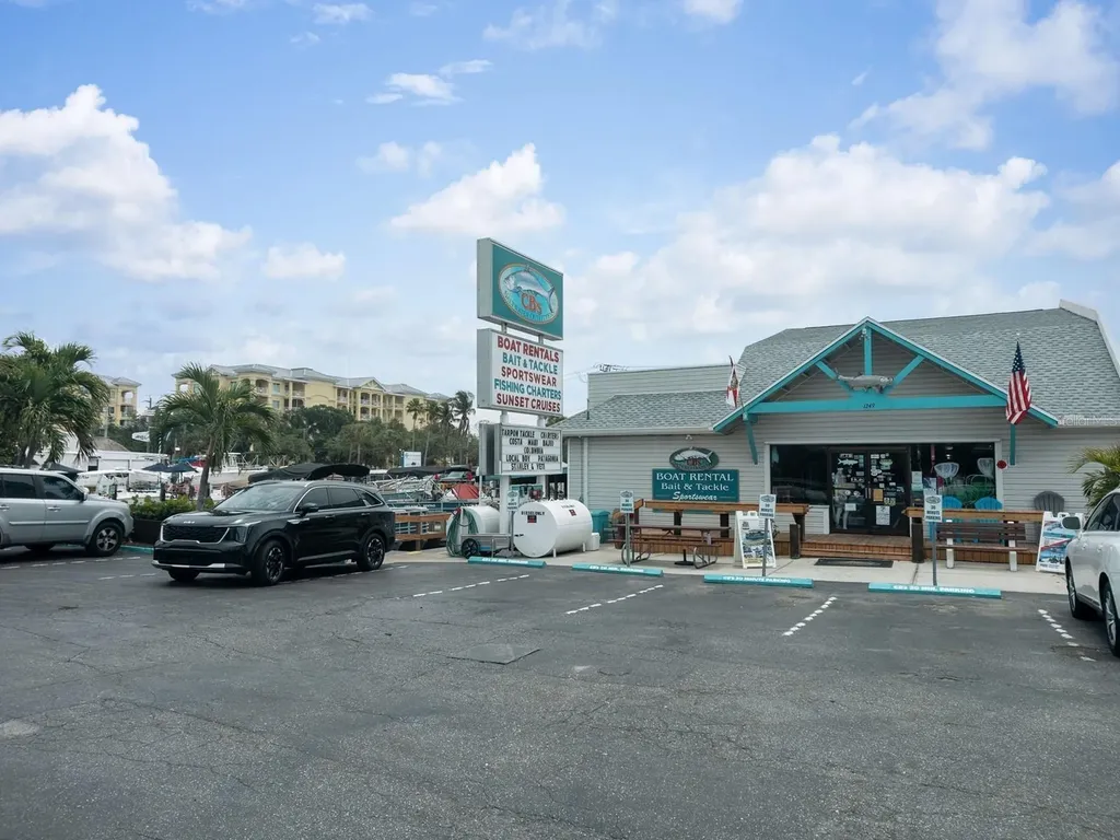 5927 Driftwood Avenue Sarasota FL 34231
