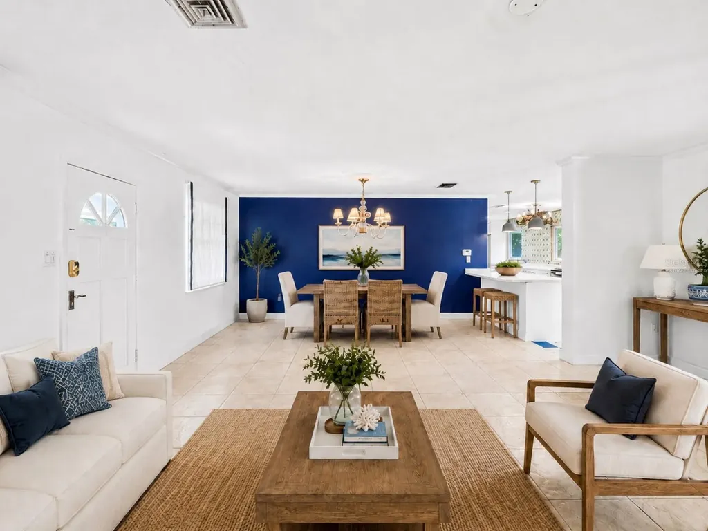 5927 Driftwood Avenue Sarasota FL 34231