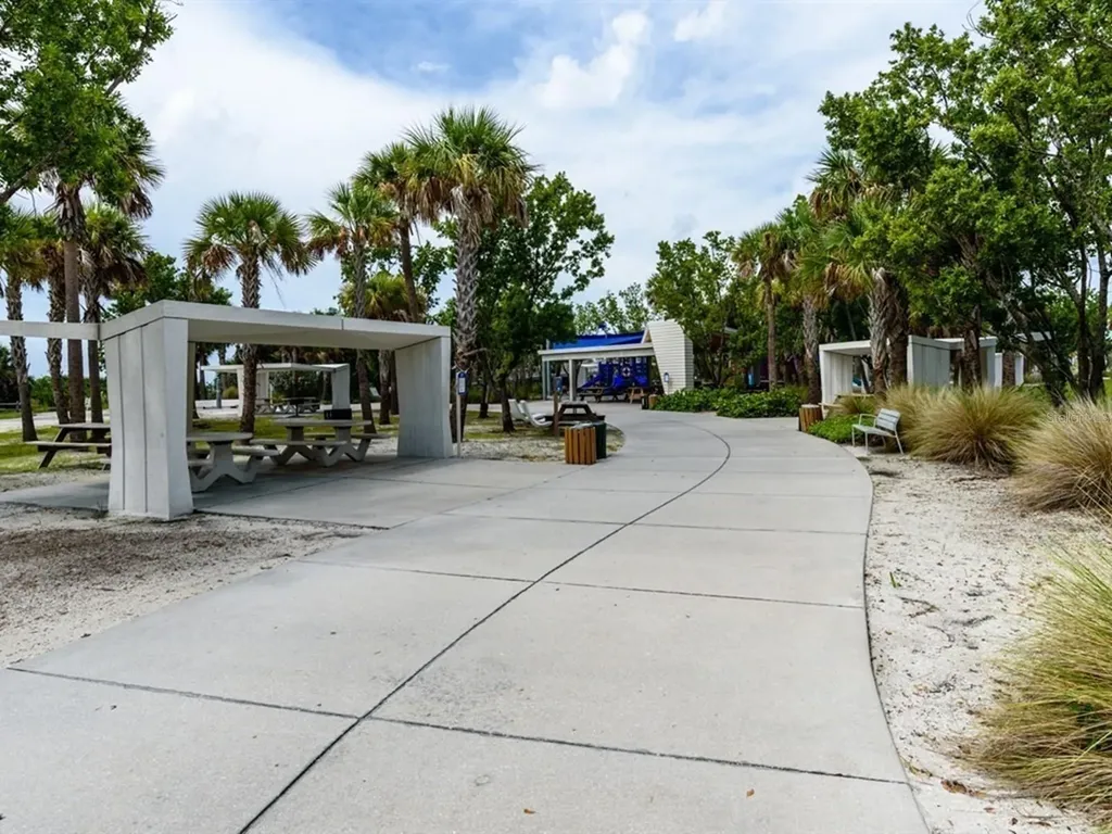5927 Driftwood Avenue Sarasota FL 34231