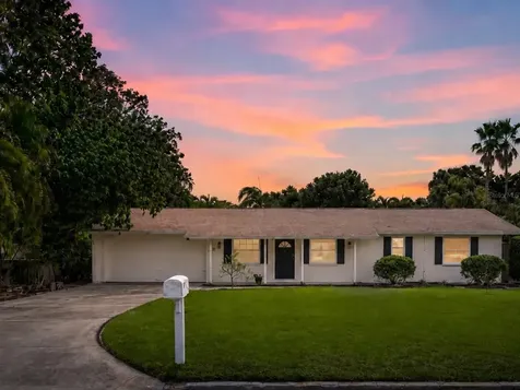 5927 Driftwood Avenue Sarasota FL 34231
