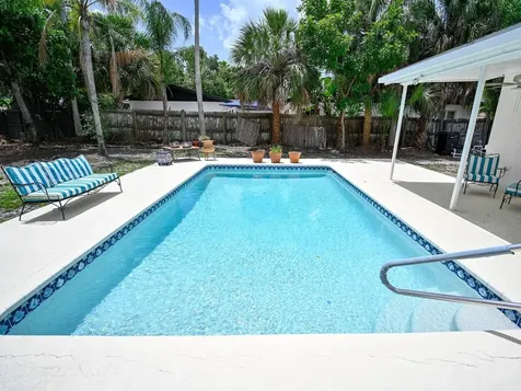 5927 Driftwood Avenue Sarasota FL 34231