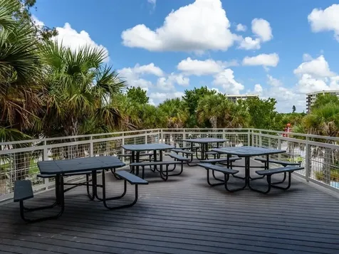 5927 Driftwood Avenue Sarasota FL 34231