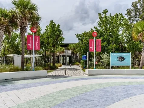 5927 Driftwood Avenue Sarasota FL 34231